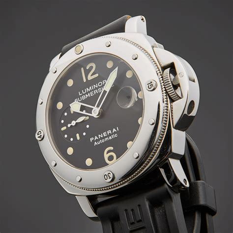 used panerai luminor submersible pam watch|pre owned Panerai Luminor.